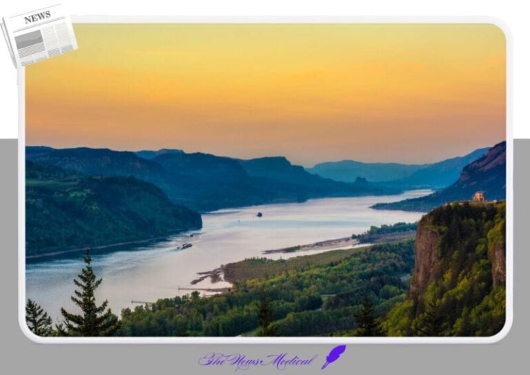 강변, river, 하천 풍광 풍경 노을 산맥 하늘금 먼산