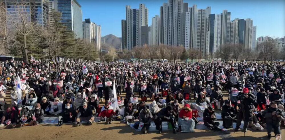 윤석열 대통령 내란 우두머리 혐의로 구속기소
