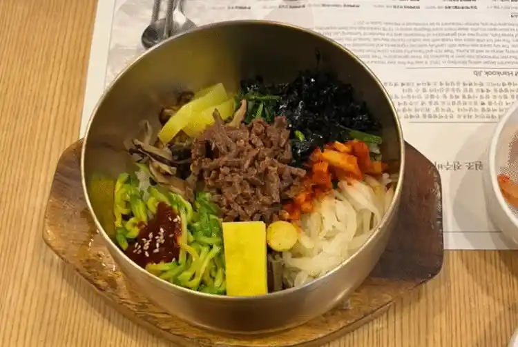 원조전주비빔밥 한국집, 놋그릇(사진=더뉴스메디칼)