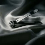 손발톱을 정리하는 도구는 자신의 주변 환경을 정돈하려는 의지를 나타낸다.(사진=AI 생성 이미지)32kb